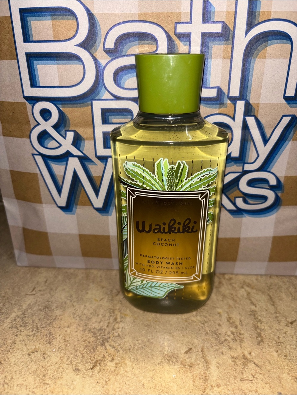 Bath & Body Works Waikiki Beach Coconut Body Wash - Green